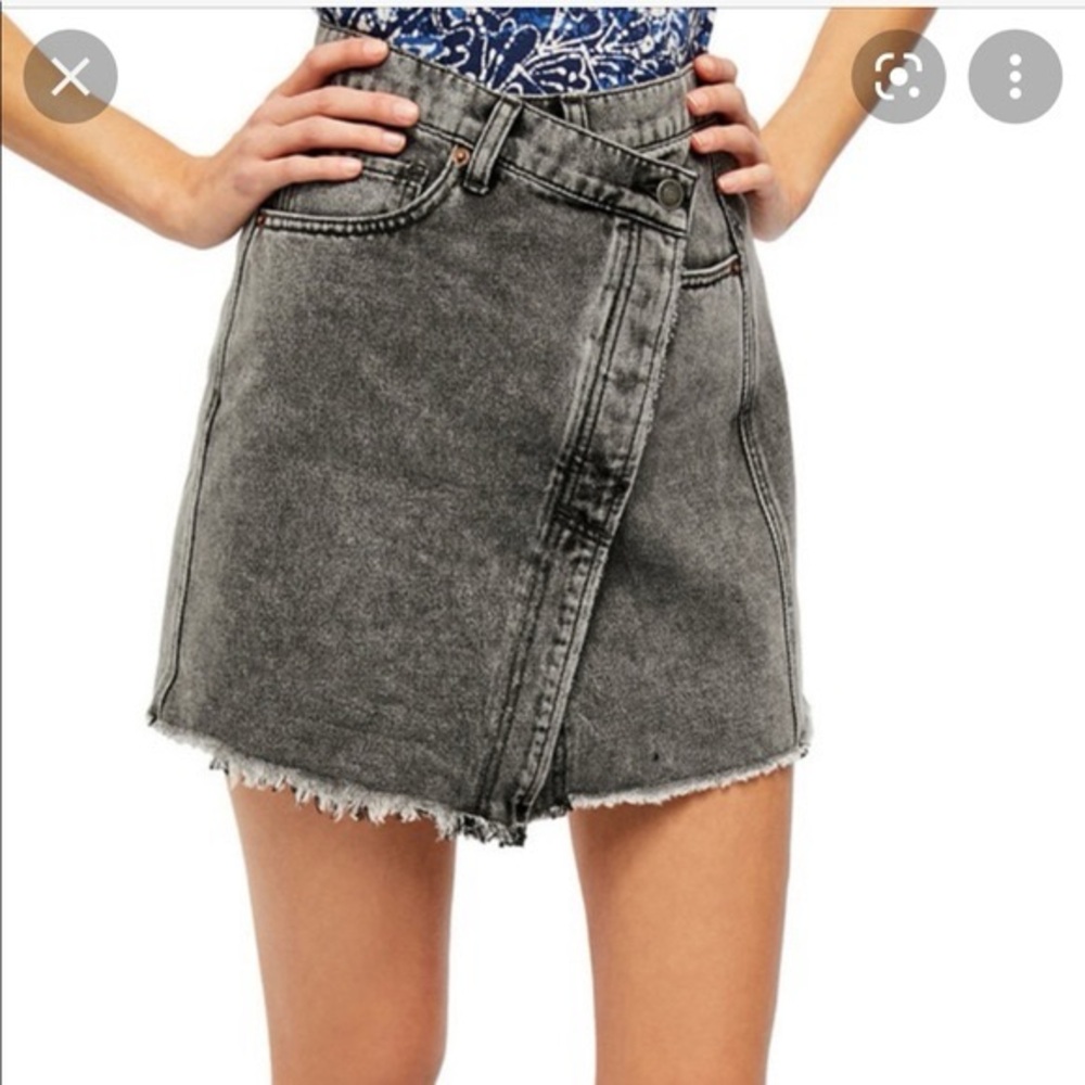 Free People Black Denim/Jean Mini Skirt size‎ 29